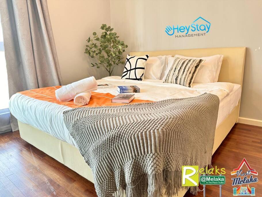 The Shore Directshopping By Heystay Management * Malacca