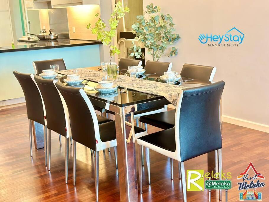 Apartment The Shore Directshopping By Heystay Management Malacca