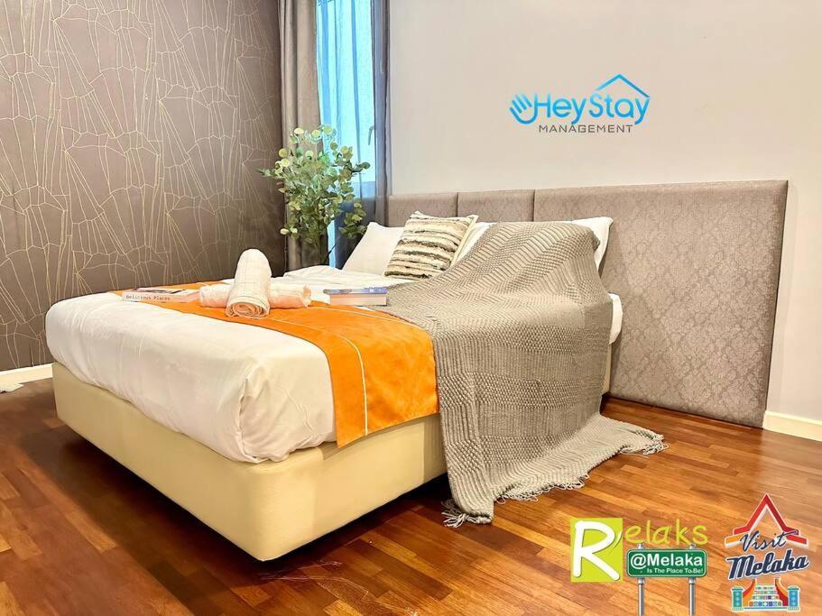Apartment The Shore Directshopping By Heystay Management Malacca