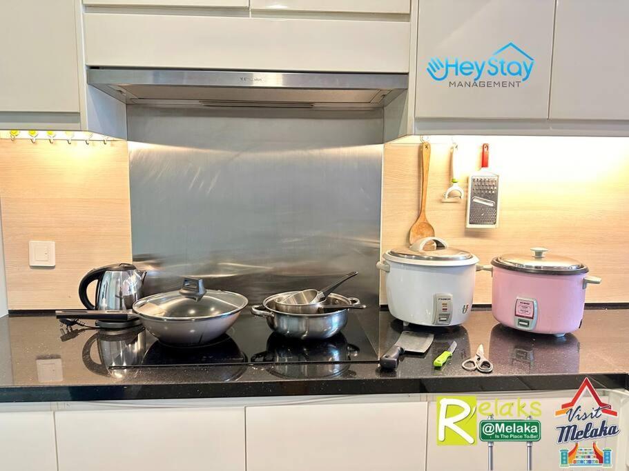 Apartment The Shore Directshopping By Heystay Management Malacca